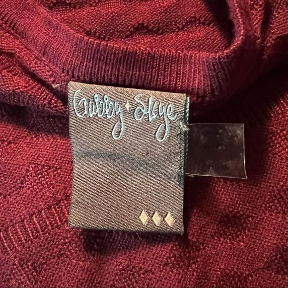 NWT! Gabby Skye v neck knitted maroon dress - Picture 5 of 12